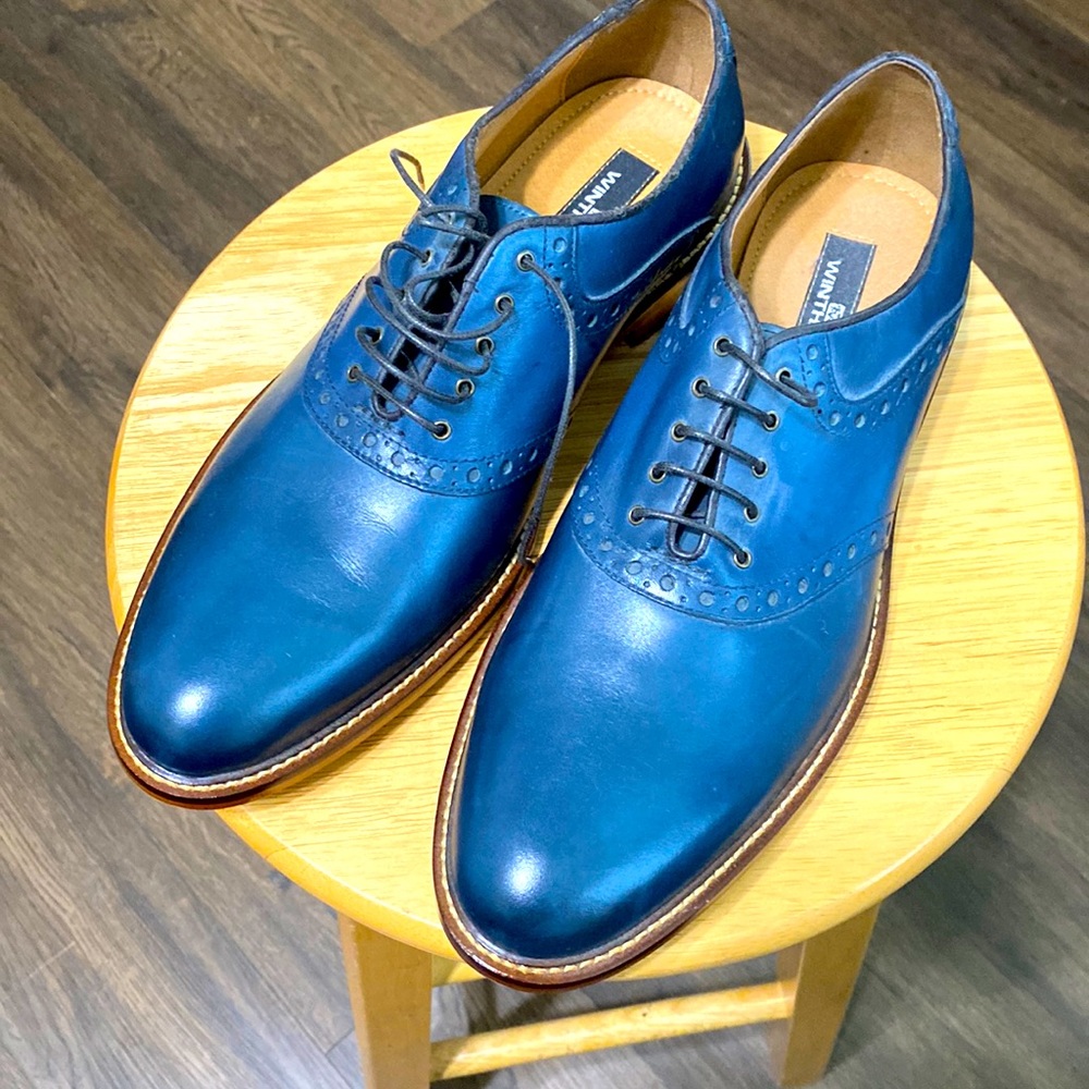 Men dress casual wingtip, navy blue lace up shoes
